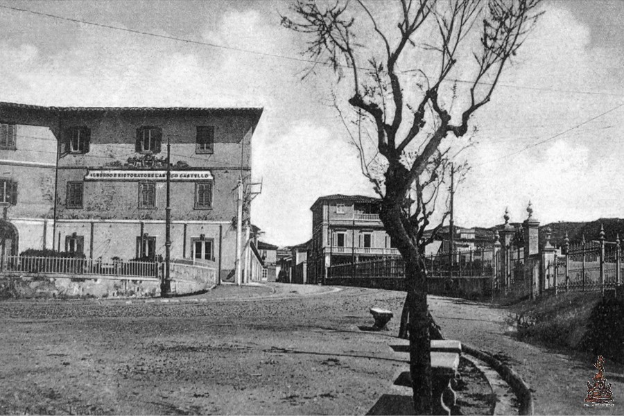 Antignano - Castello Cremoni e via dei Bagni - 1905