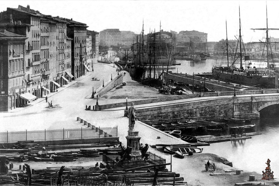 Monumento a Ferdinando I - Scali Cialdini e darsena del Cantiere - 1879