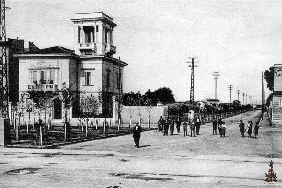 Piazza Roma e Via Montebello - 1920